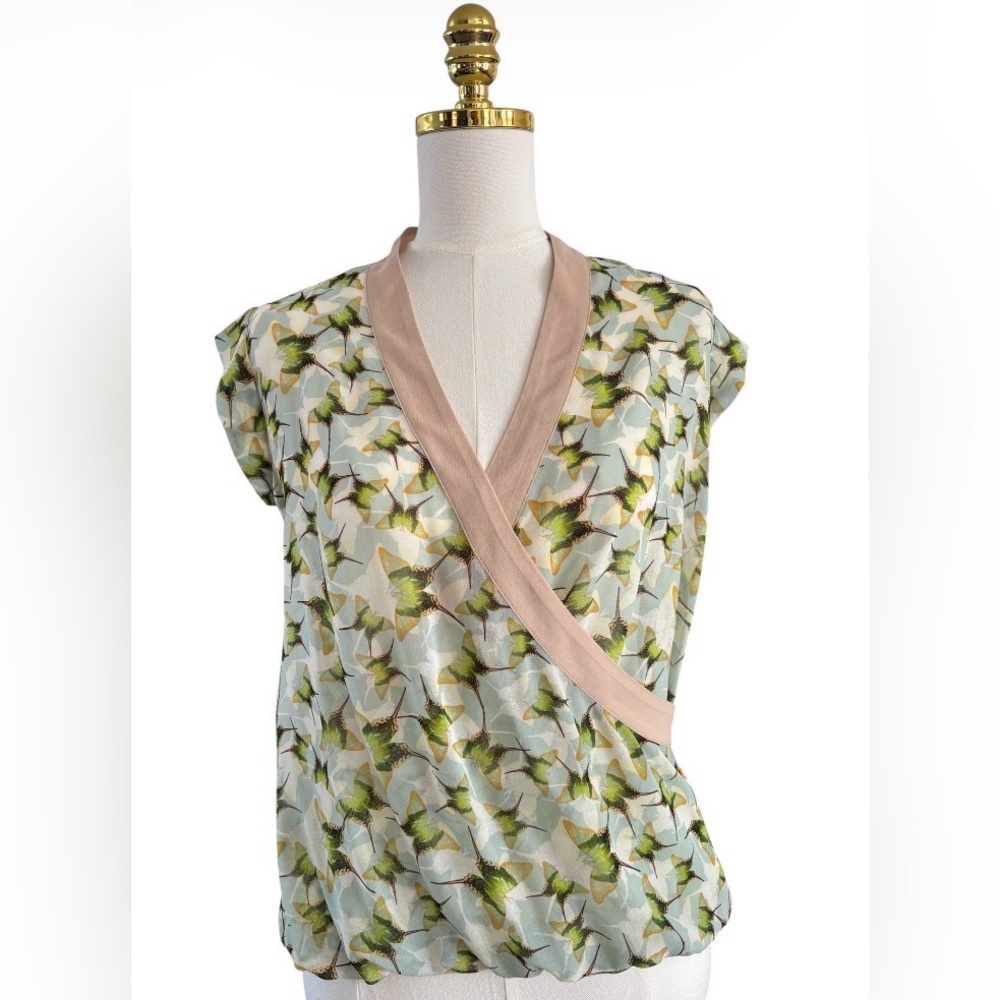 CAbi Butterfly Faux Wrap Blouse, style #234.  Size XS.  Extra Small.  SKU 25